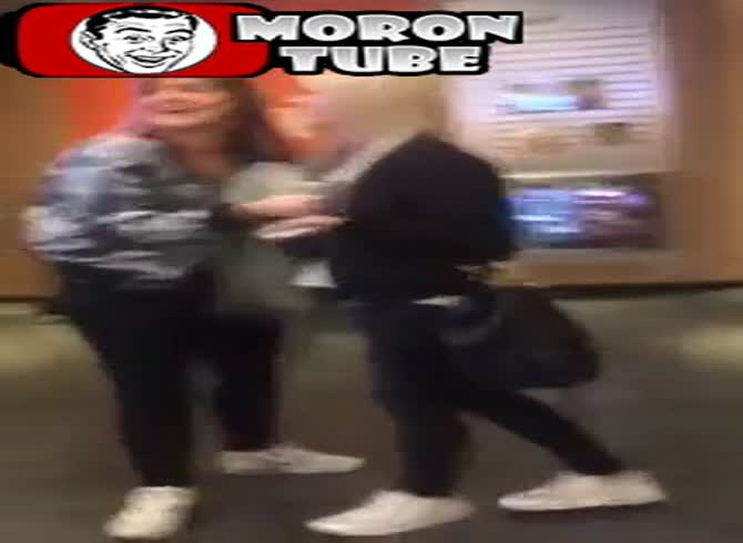 Video :She attempts to make her pals laugh while intoxicated, but she fails miserably